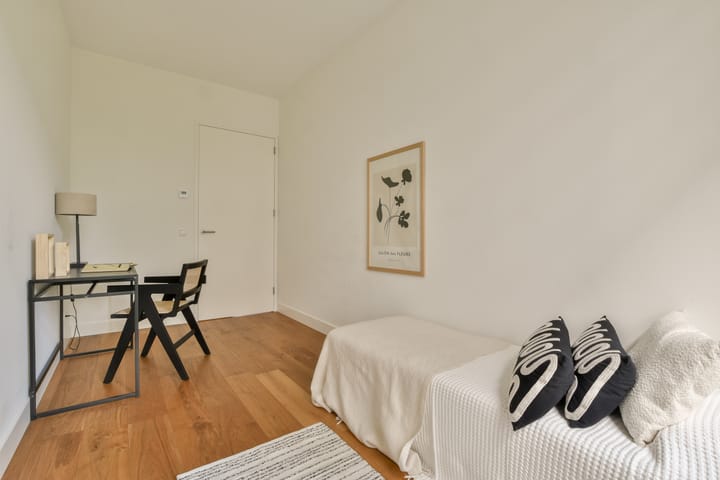 Foto 23 van Rosy Wertheimstraat 47