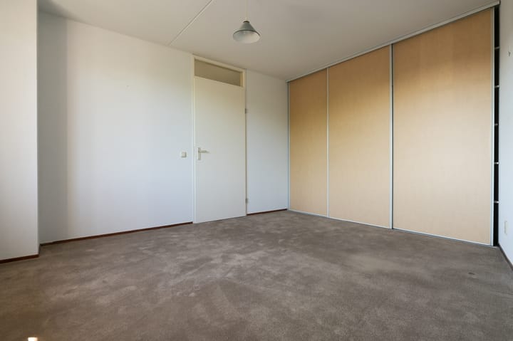 Foto 12 van Plein 2000 73