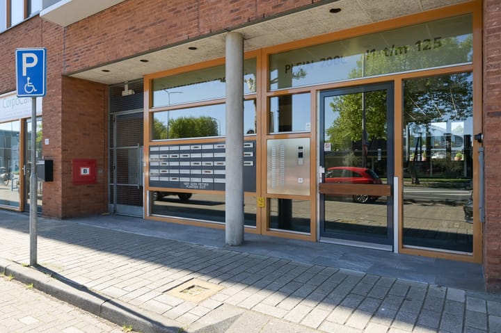 Foto 27 van Plein 2000 73