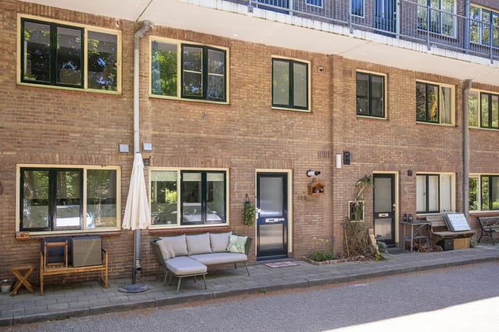 Photo 2 of van Heutszlaan 146