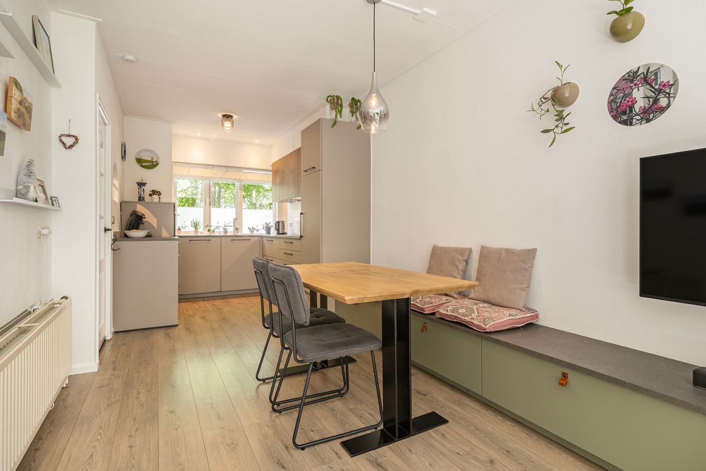 Photo 10 of van Heutszlaan 146