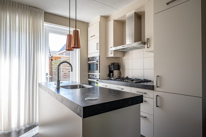 Foto 9 van JC van Andelweg 4-B01