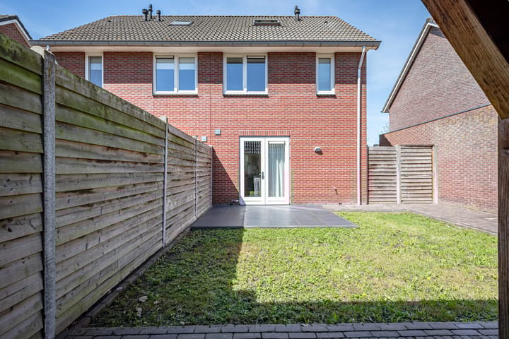 Foto 18 van JC van Andelweg 4-B01