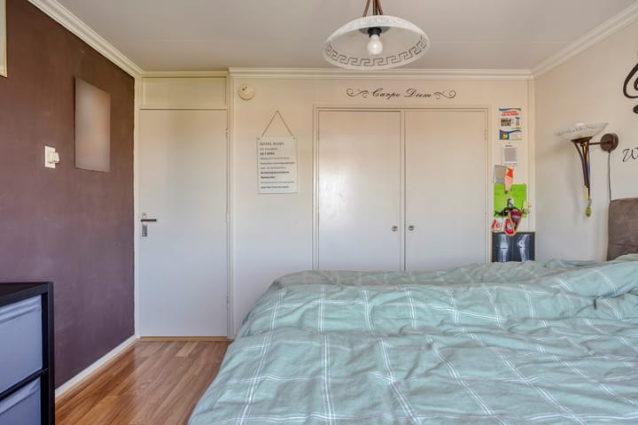 Foto 13 van Robert Scottstraat 112