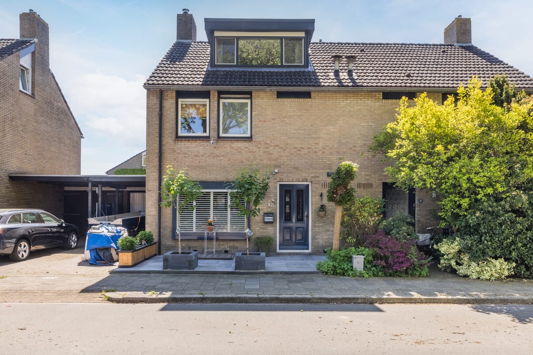 Foto 1 van Leeuweriklaan 84