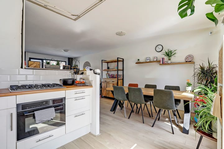 Foto 11 van Wagenaarstraat 10