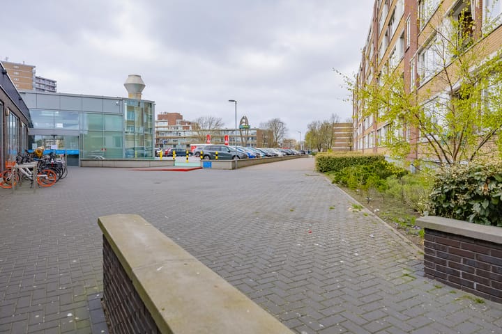 Photo 4 of Doorneberglaan 134