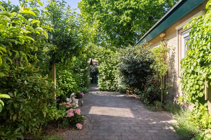 Photo 29 of Dirkje van Barneveldweg 22