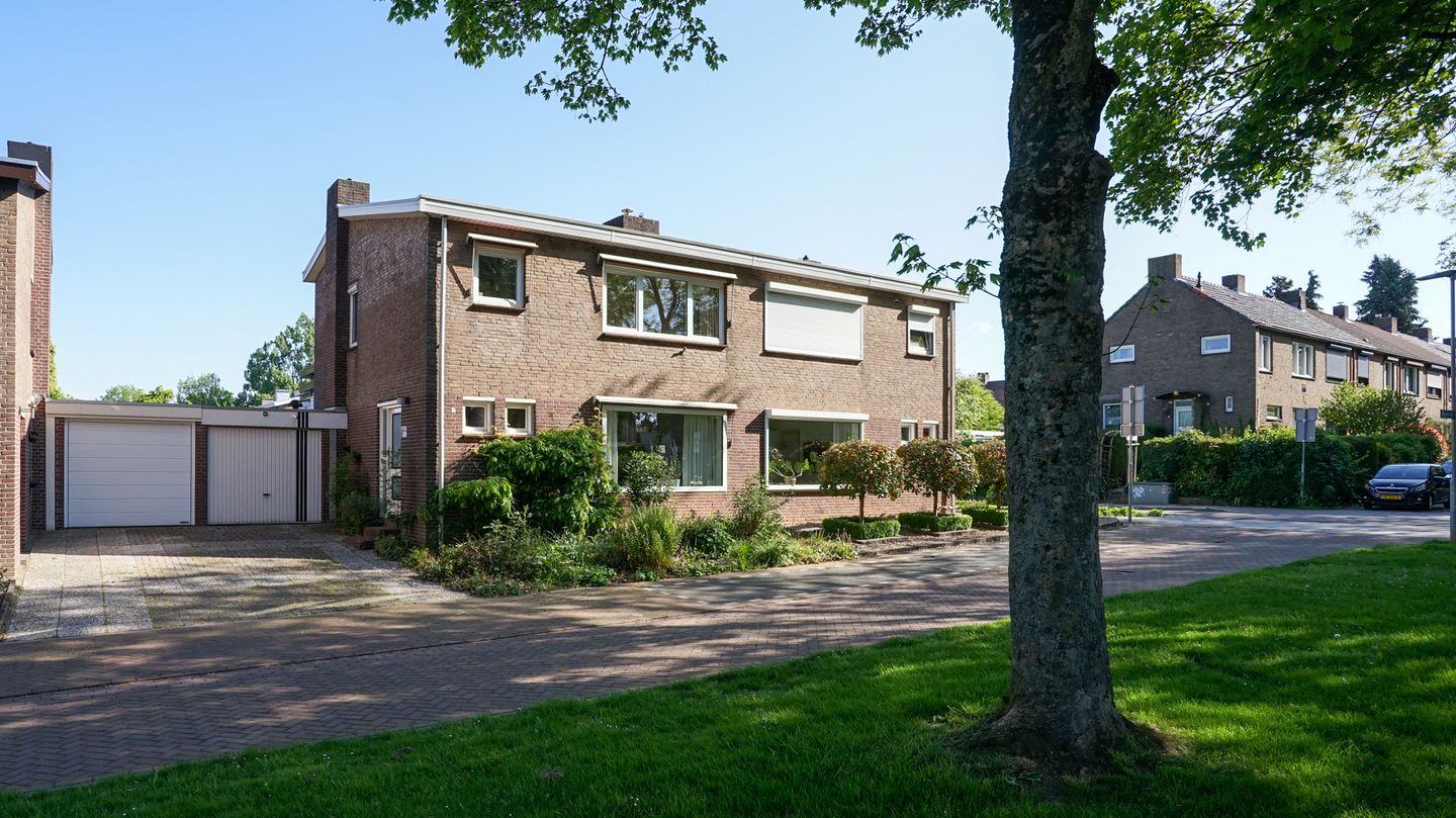 Foto 1 van Bungestraat 10