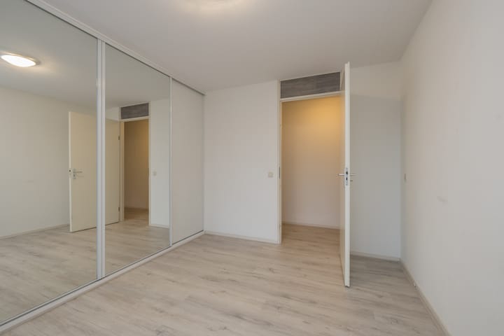 Photo 17 of Hoofdstraat 75-A