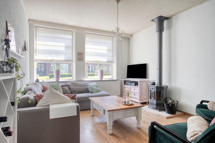 Photo 2 of Waterstraat 24