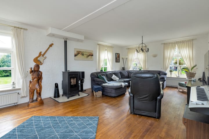 Foto 15 van Hoofdstraat 4