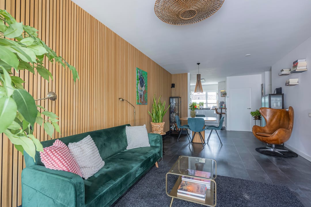 Photo 2 of Deken Lendersstraat 8