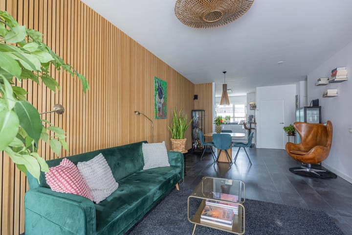 Foto 2 van Deken Lendersstraat 8