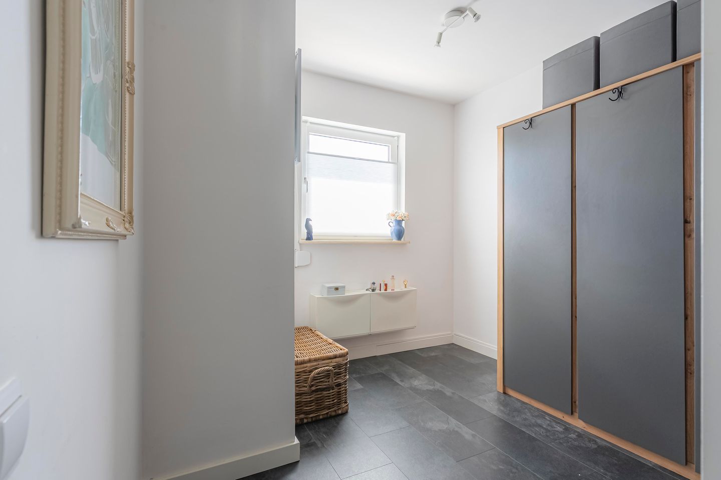 Photo 10 of Deken Lendersstraat 8