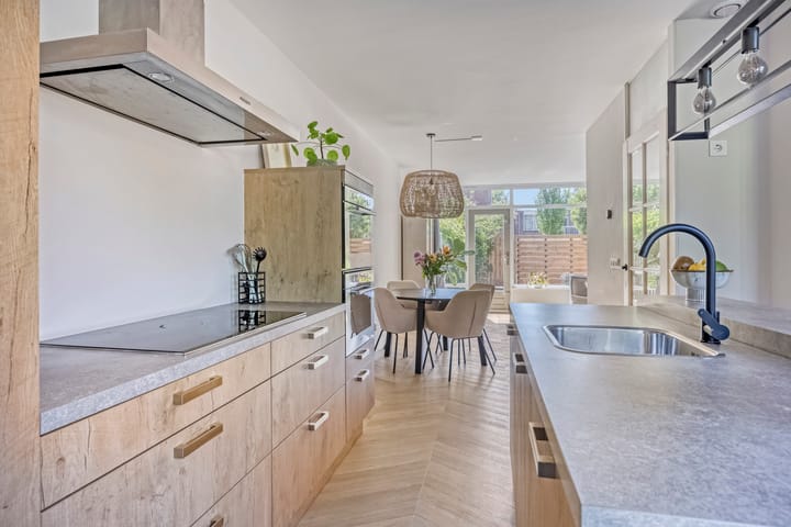 Foto 12 van Leidekkerstraat 27