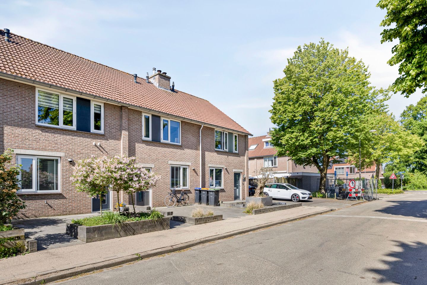 Photo 5 of Goudenregenstraat 38