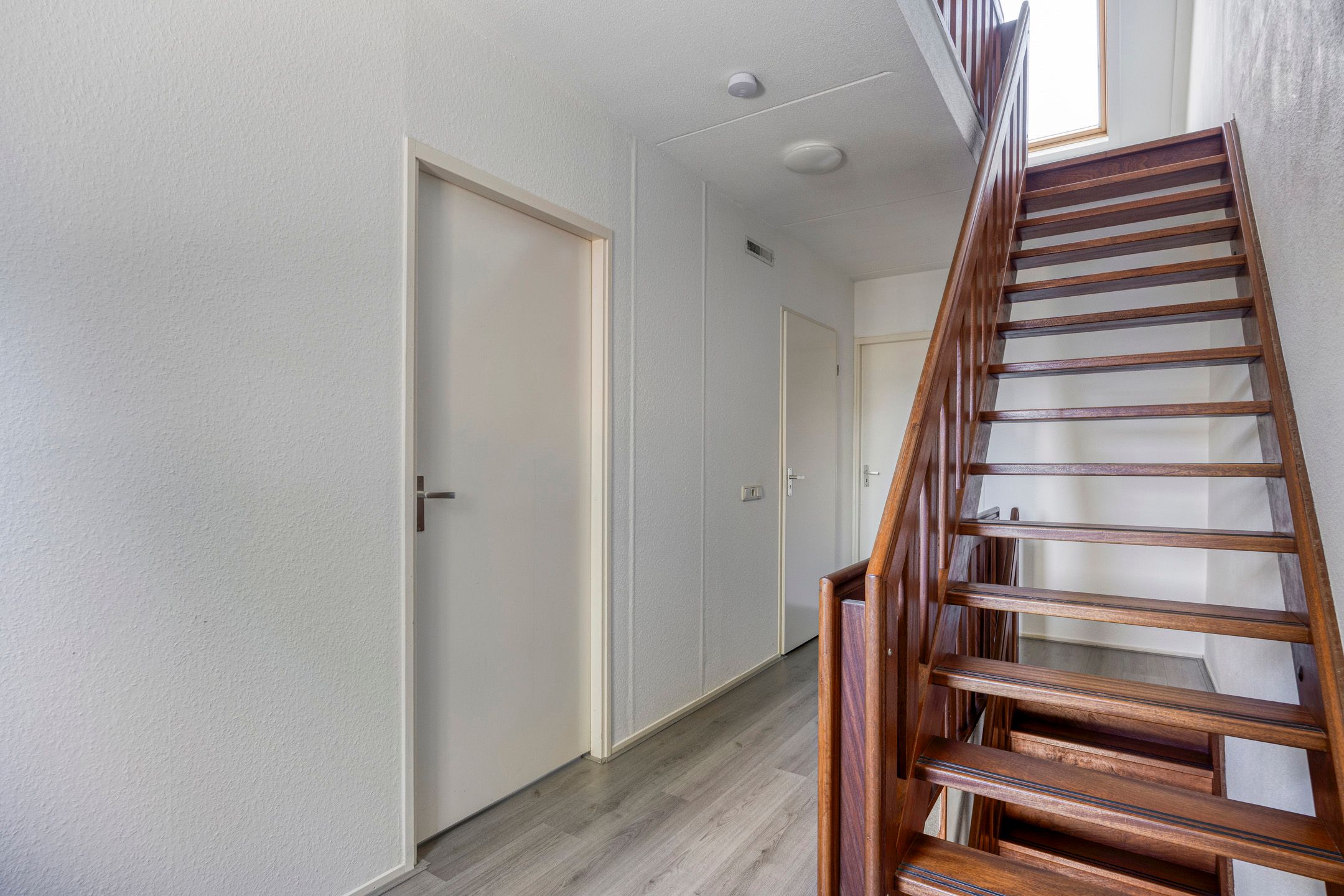 Photo 24 of Goudenregenstraat 38