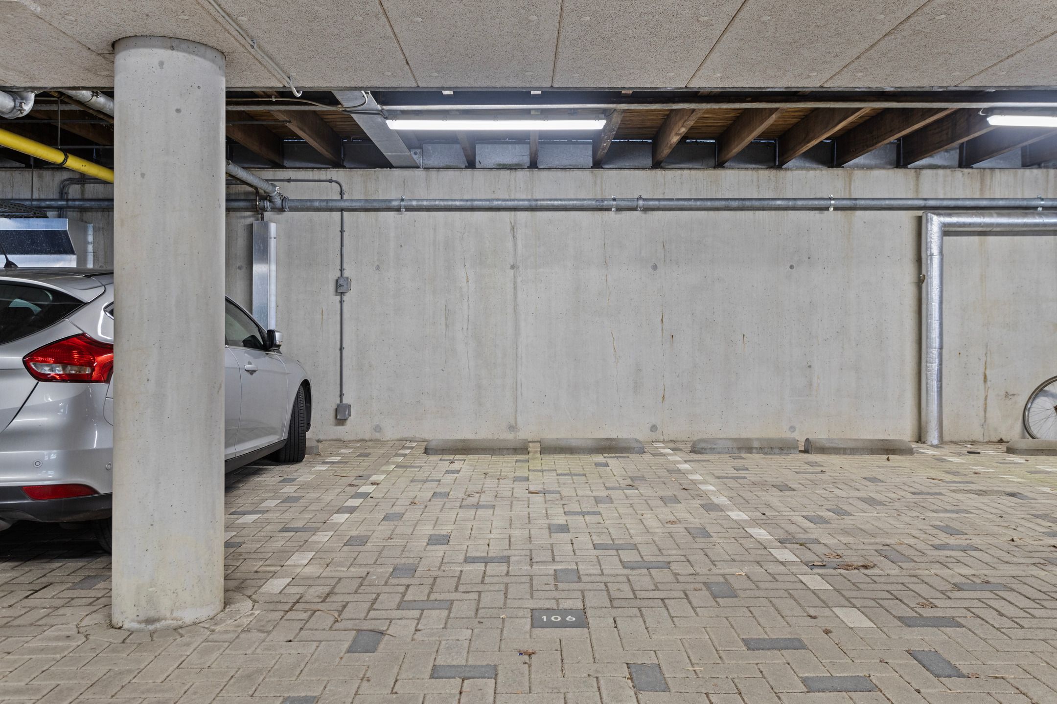 Foto 33 van Dirigentplein 106