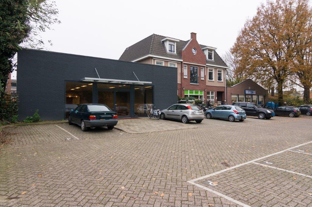 View photo 3 of Kerkhofpad 13