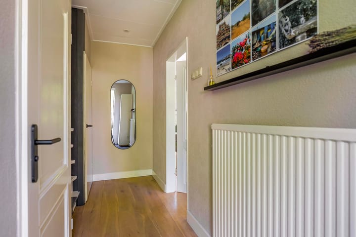 Foto 4 van Van Karnebeekstraat 28