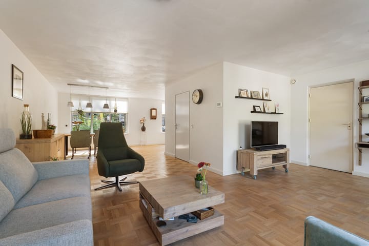 Foto 15 van Veldsingel 77