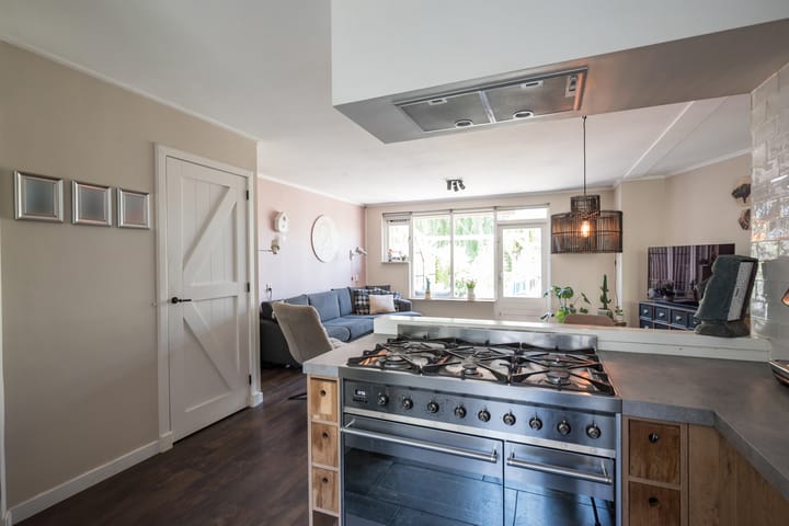 Foto 15 van Marsstraat 41