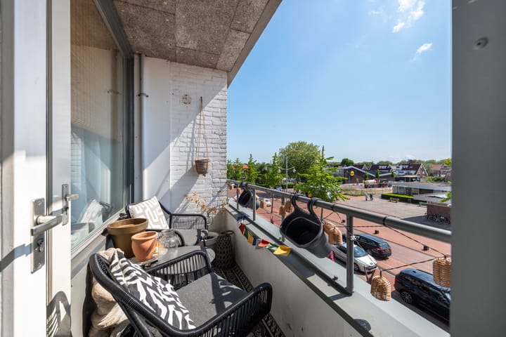 Foto 4 van Esdoornlaan 28