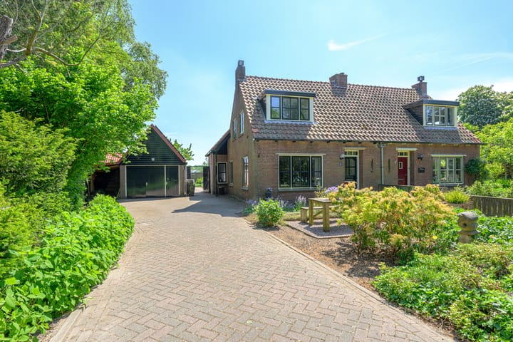 Foto 1 van Dorpsstraat 31
