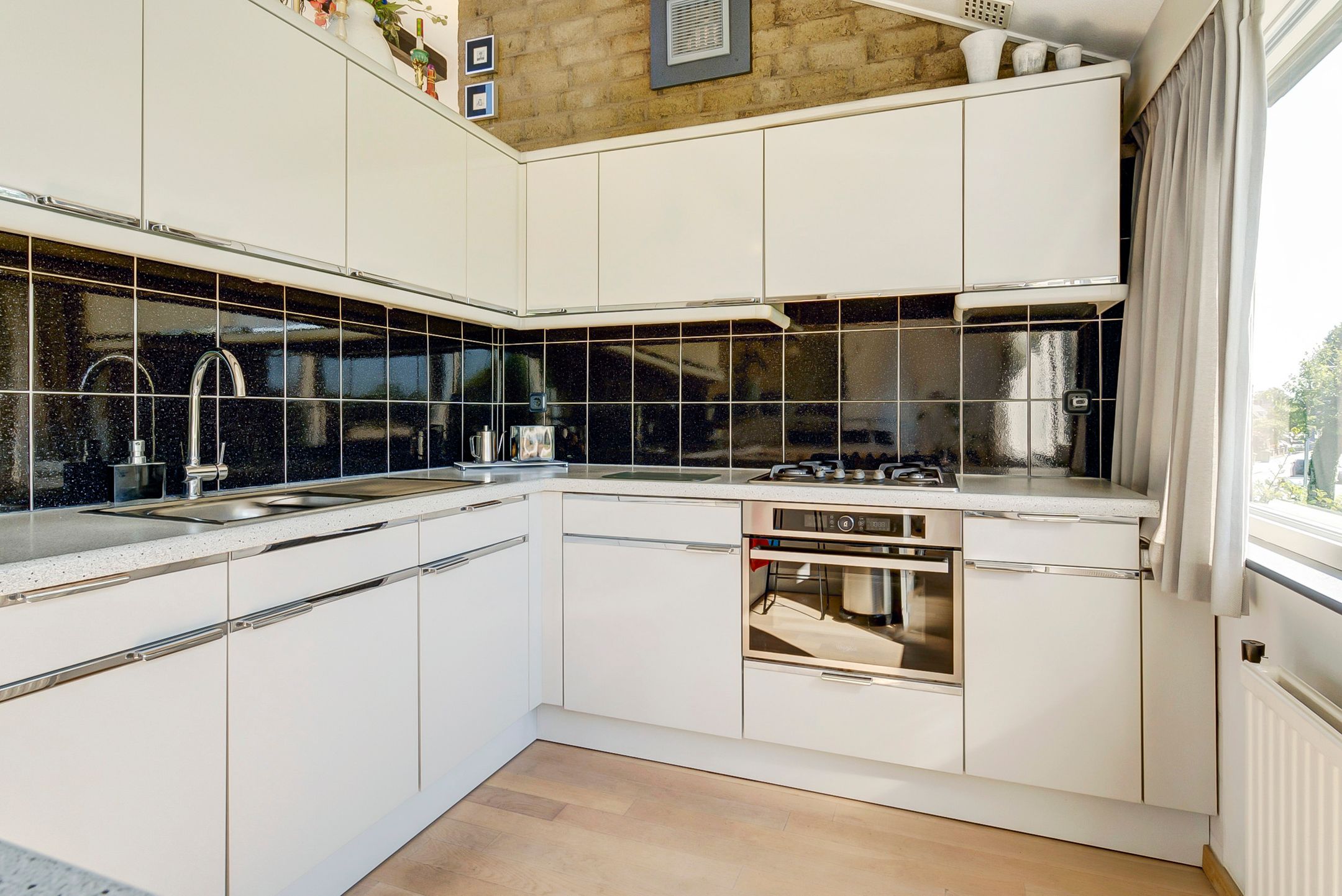 Foto 15 van Rijnstraat 16