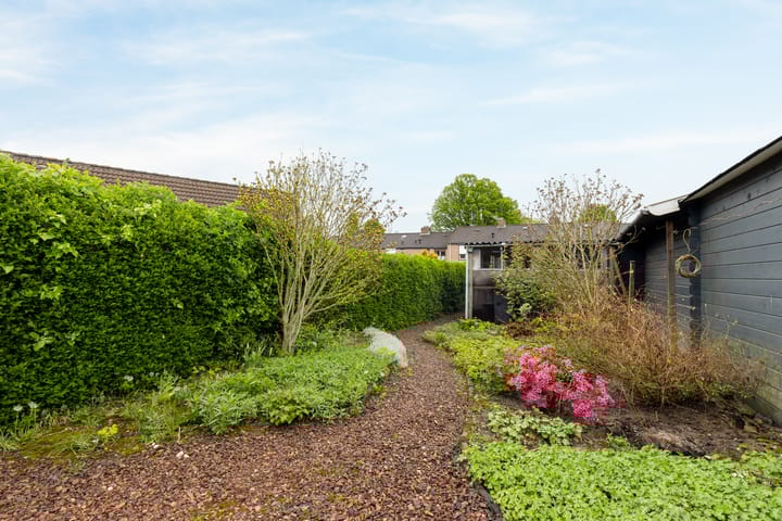 Foto 24 van A gen Giezen 19