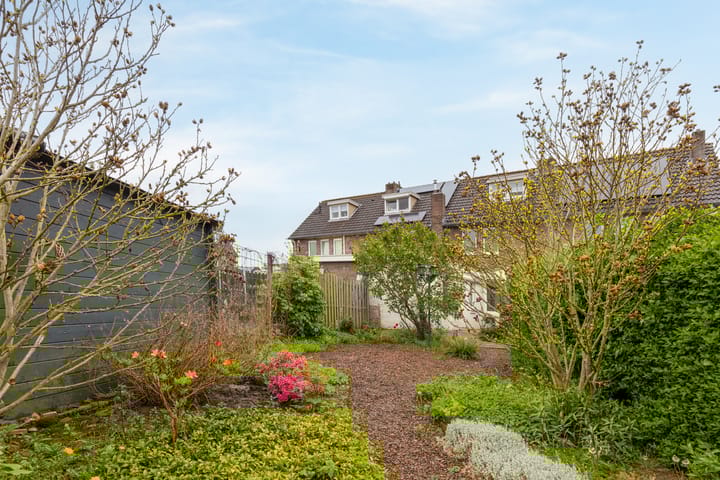 Foto 26 van A gen Giezen 19