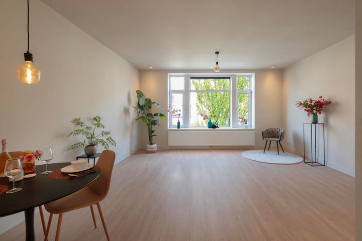 Foto 11 van Tidemanstraat 18-B