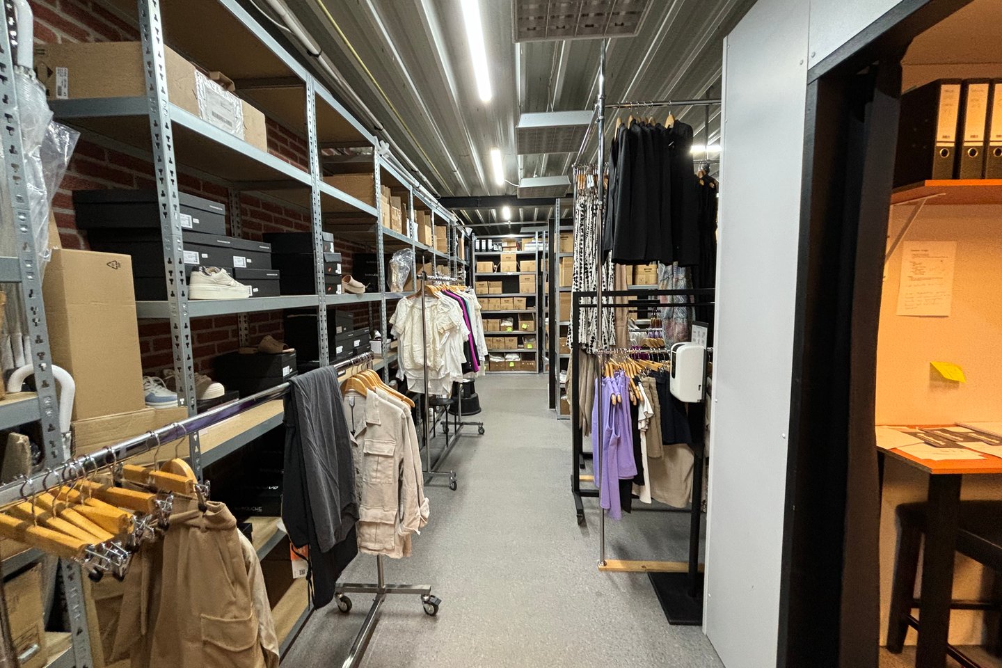Bekijk foto 1 van Markt 1