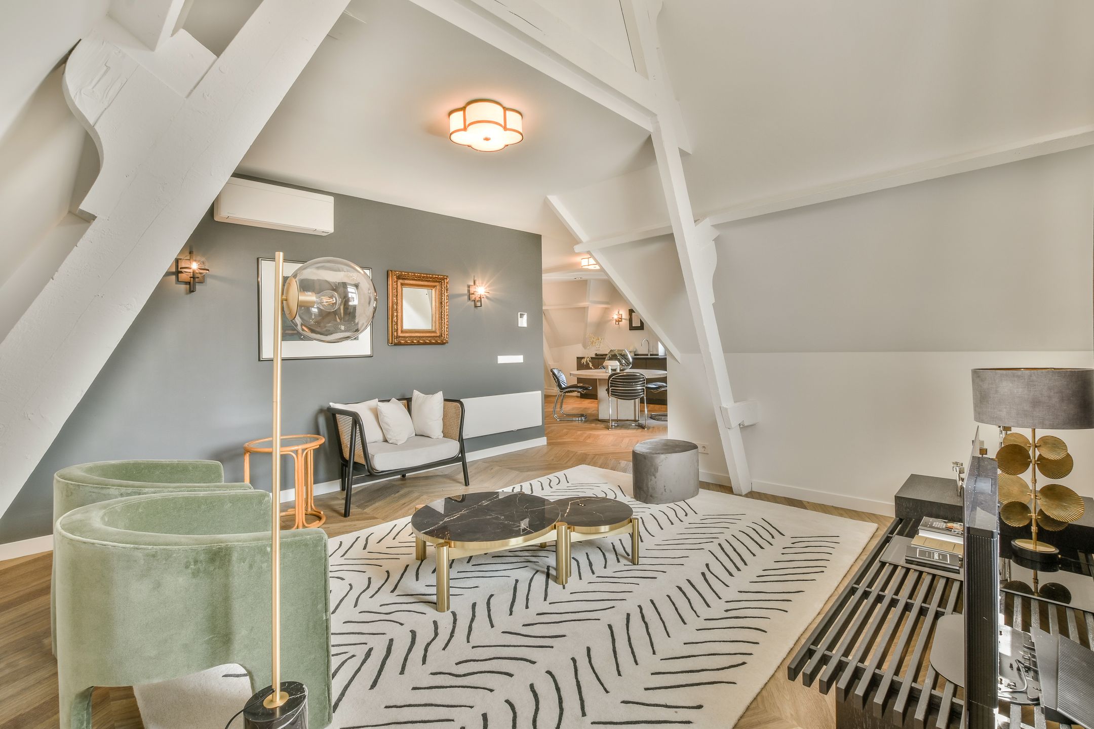 Foto 3 van Groot Hertoginnelaan 1-C