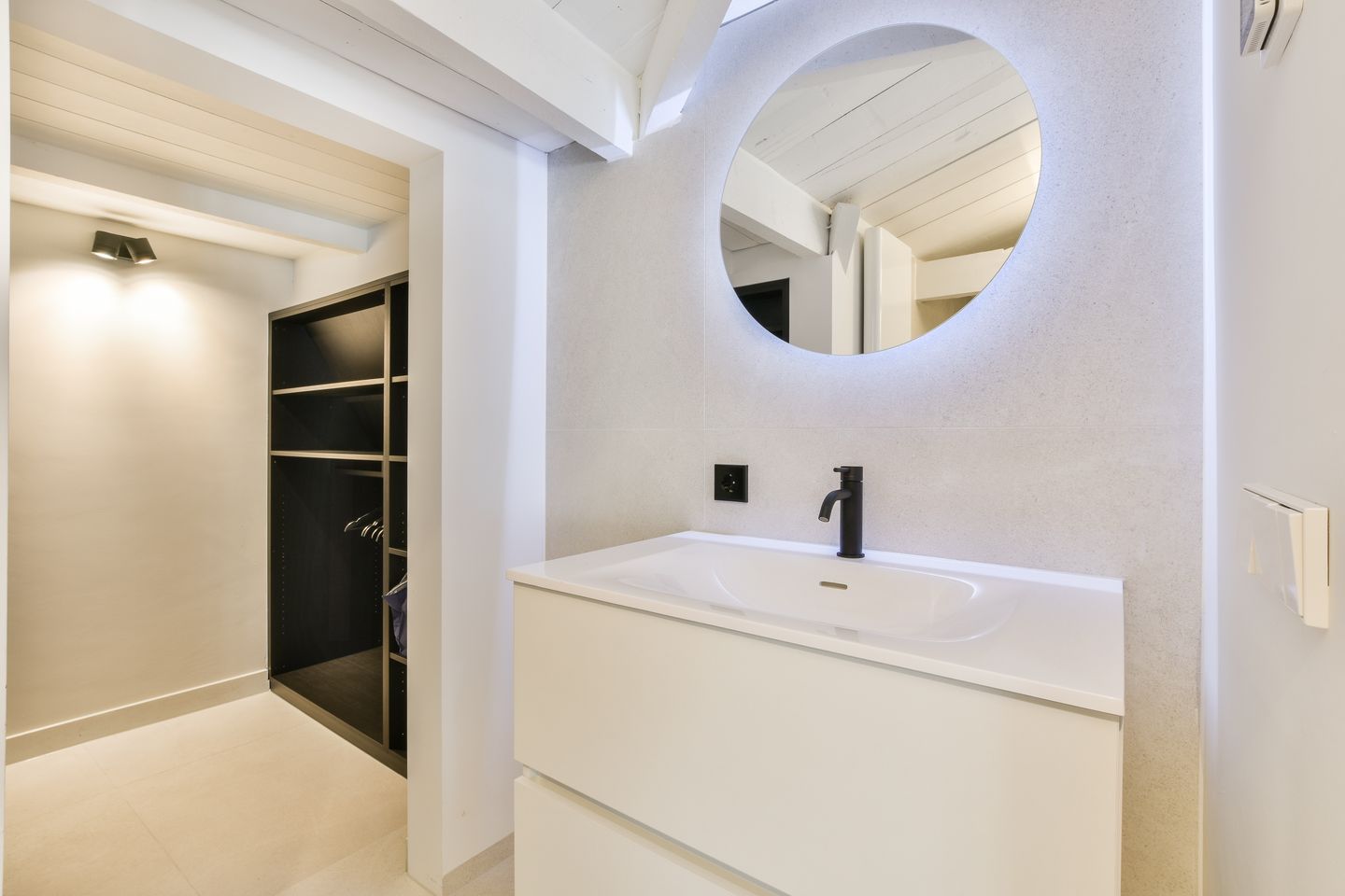 Foto 19 van Groot Hertoginnelaan 1-C