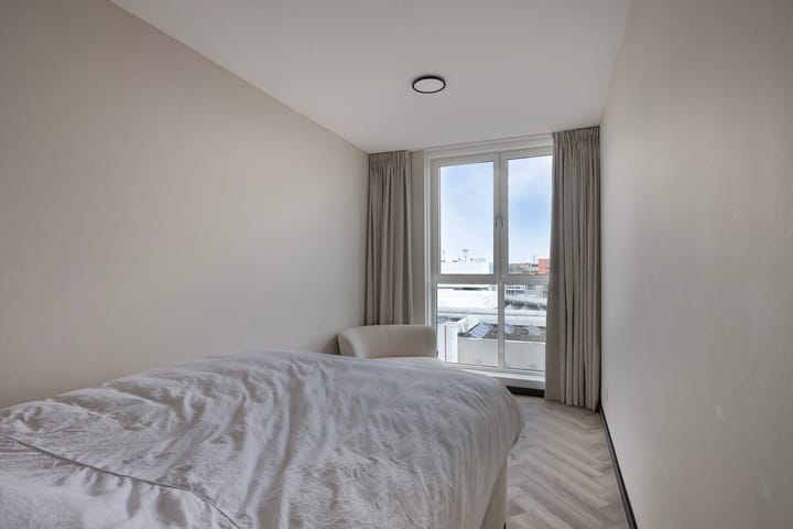 Foto 11 van Marrewijklaan 148