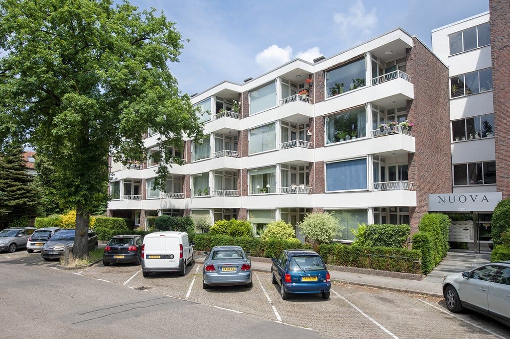 Foto 1 van Biesdelselaan 2-E