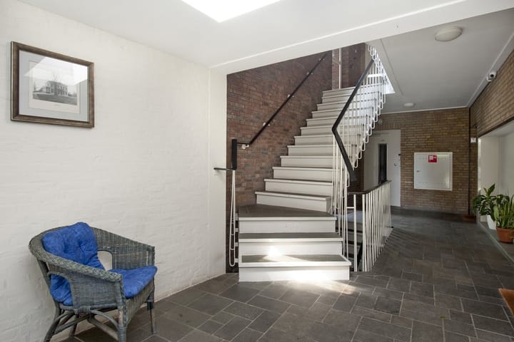 Foto 7 van Biesdelselaan 2-E