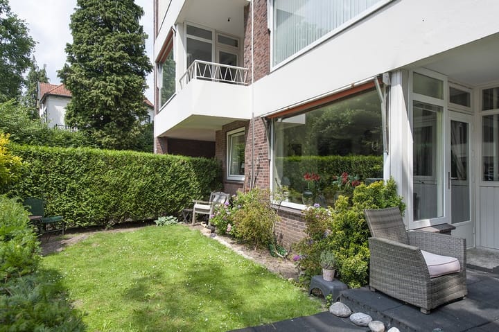 Foto 30 van Biesdelselaan 2-E