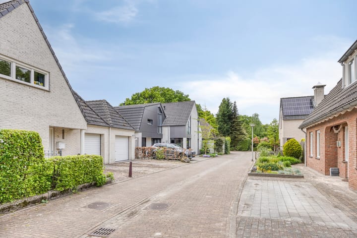 Foto 34 van Vincent van Goghlaan 62