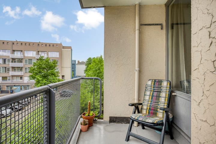 Foto 8 van Robert Fruinlaan 28-1