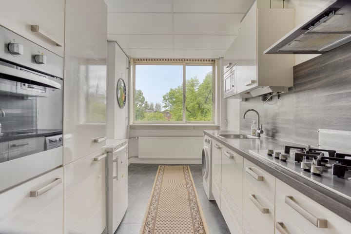 Foto 12 van Robert Fruinlaan 28-1