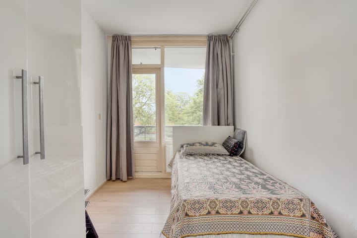 Foto 19 van Robert Fruinlaan 28-1