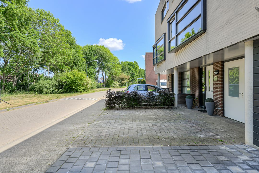 Photo 37 of Merijntje Gijzenstraat 56