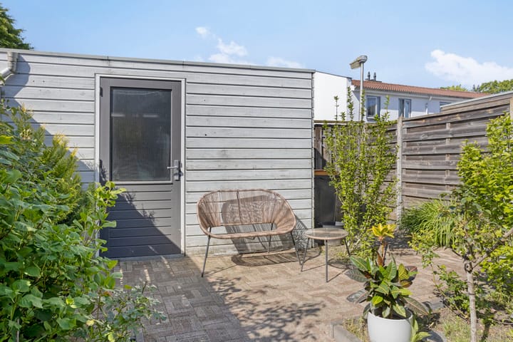 Foto 32 van Peter van Anrooystraat 18