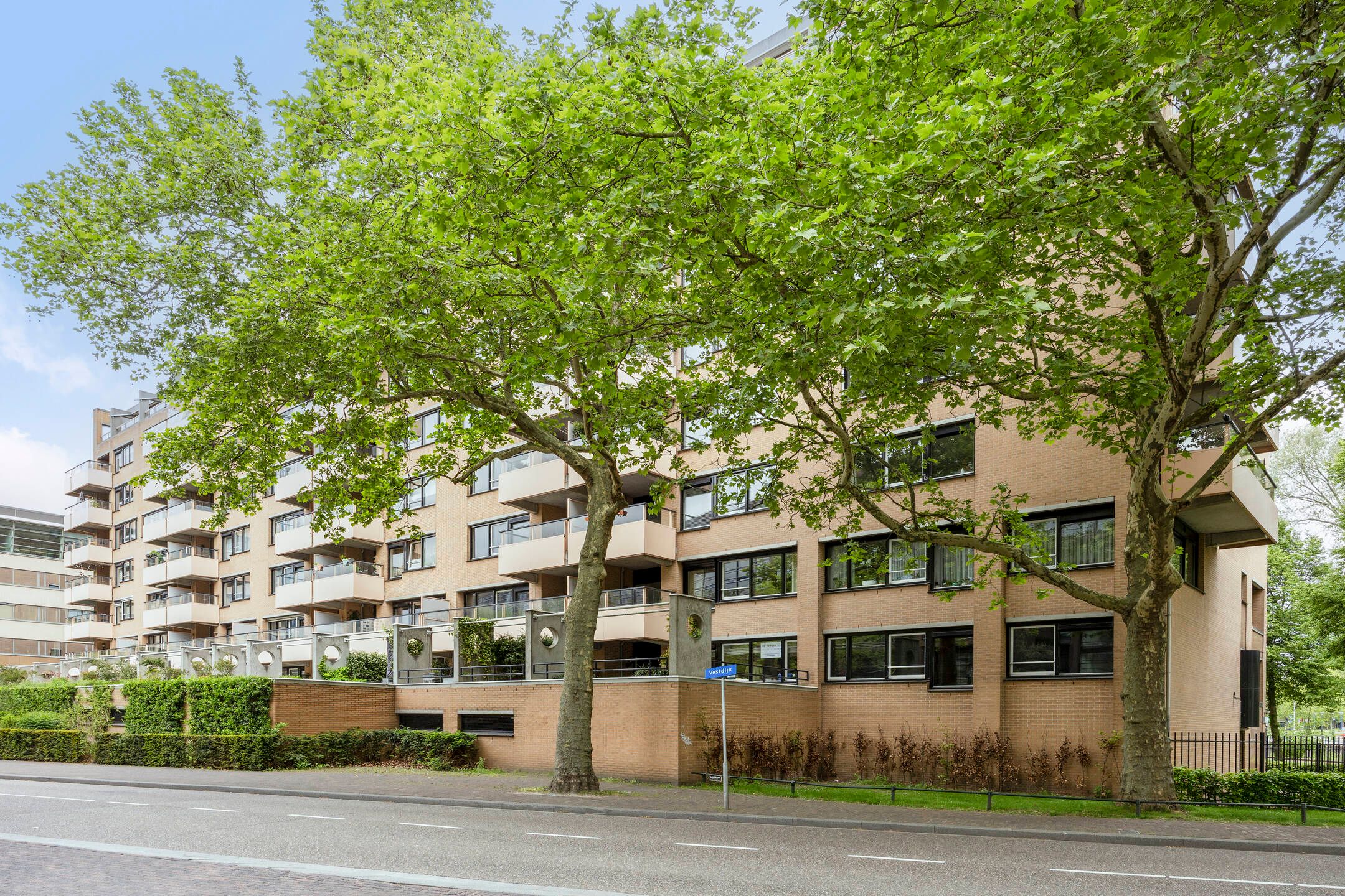 Foto 6 van Mignot en De Blockplein 88