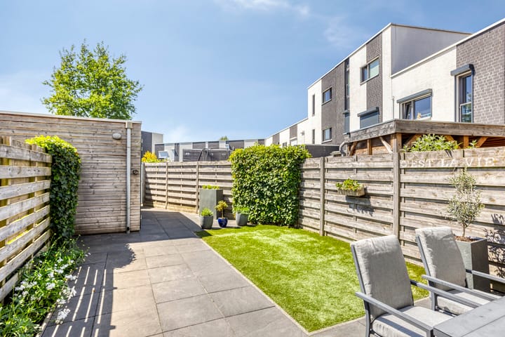 Foto 3 van Vuurvlinder 10