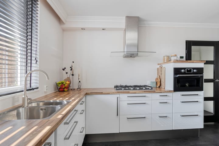 Photo 4 of Meerkoet 11