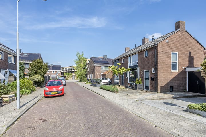 Foto 44 van Jacob van Oostzanenstraat 5